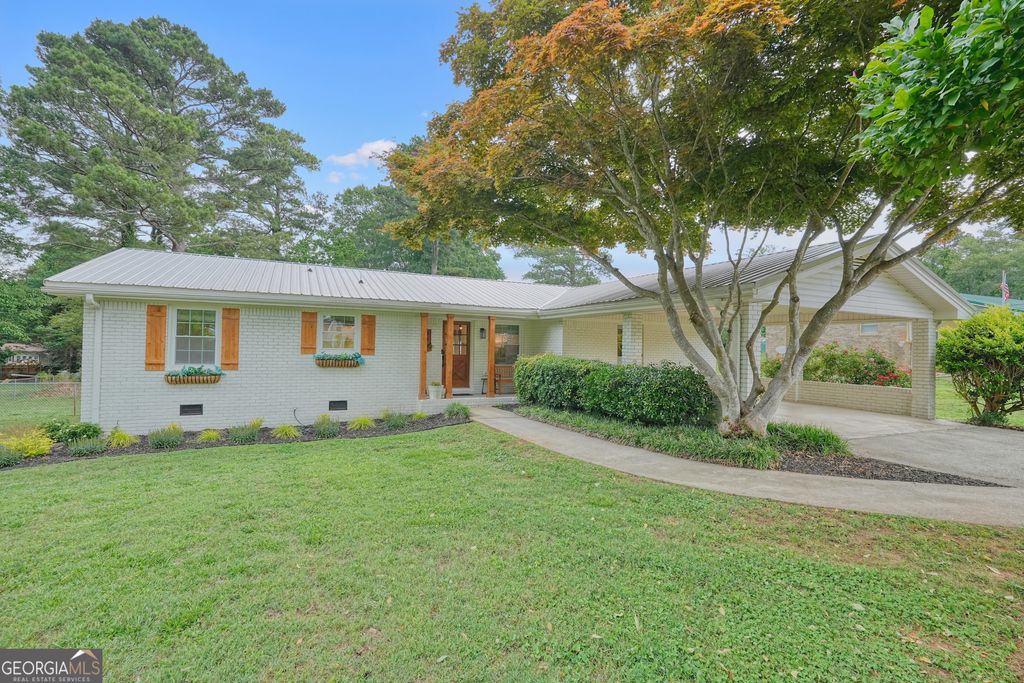 Photo of 83 Donna Lane, Dallas, GA 30157 (MLS # 10770421)