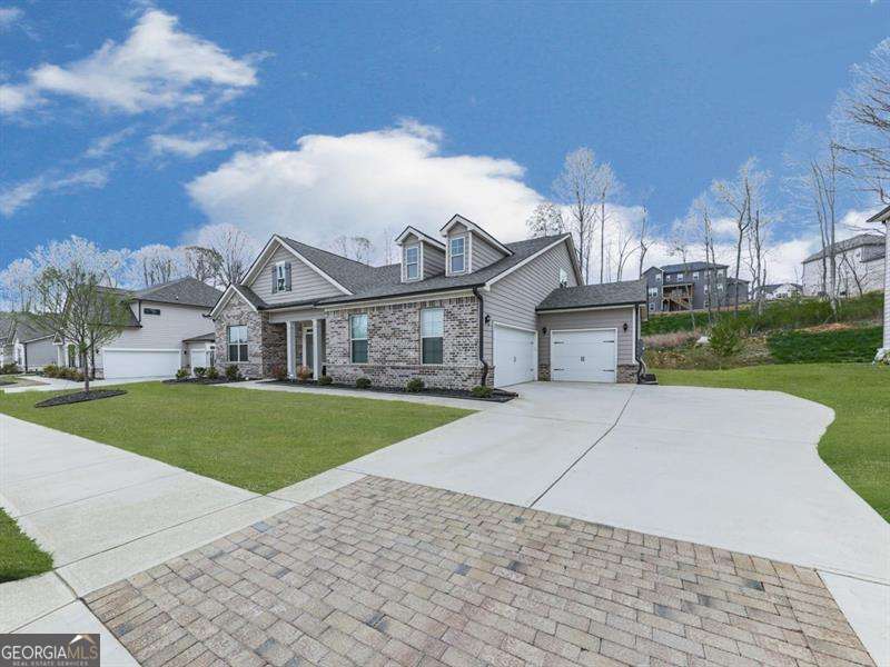 449 Carmichael CIR