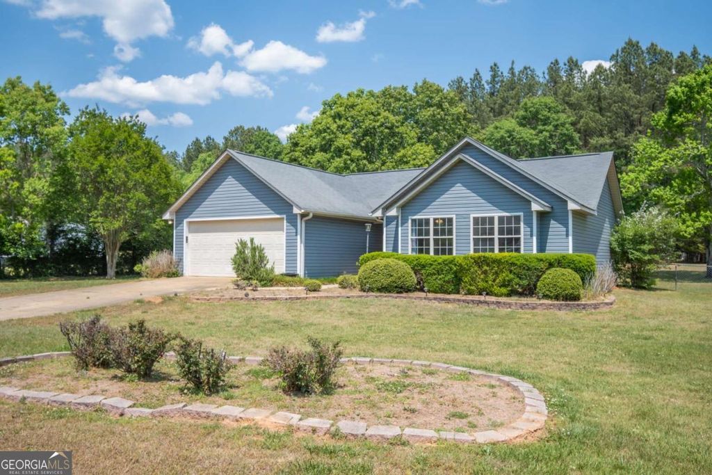 Photo of 300 Harve Mathis Road, Athens, GA 30601 (MLS # 10740531)