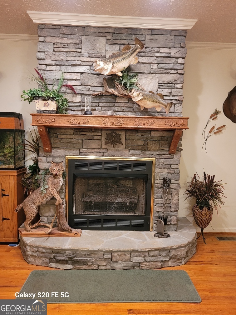 1904 S State Line RD