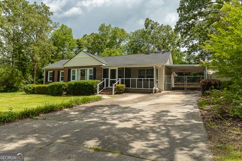 Photo of 2603 Lakeview Drive NW, Rome, GA 30165 (MLS # 10538824)