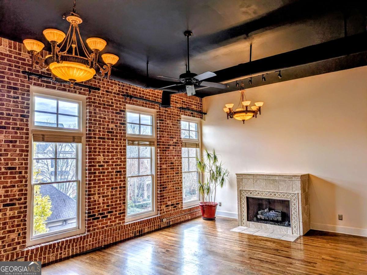 1459 Village Park CT