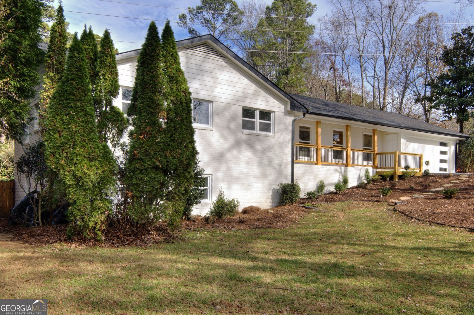 7235 NE Thornhill Ln