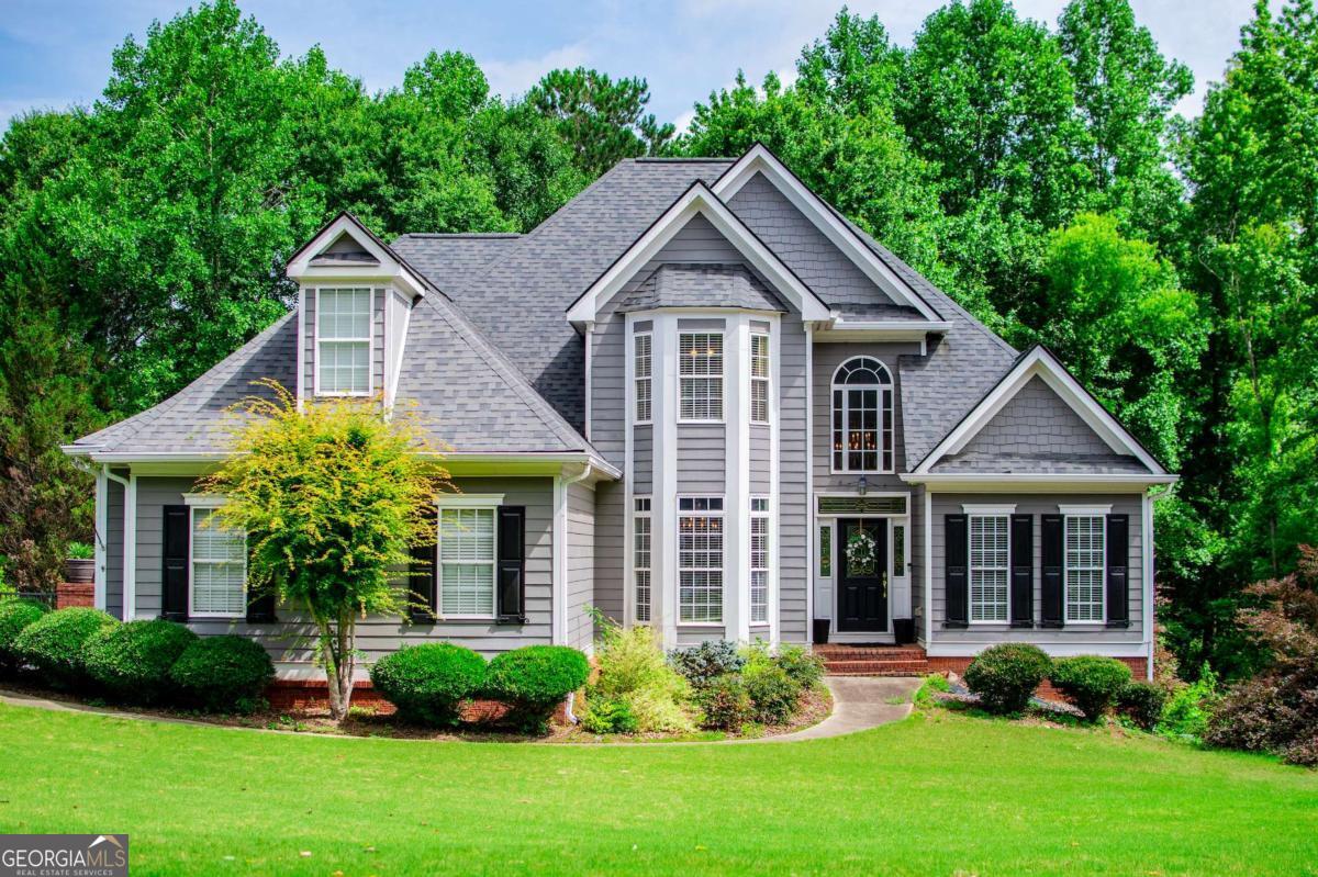 204 Pinehurst WAY