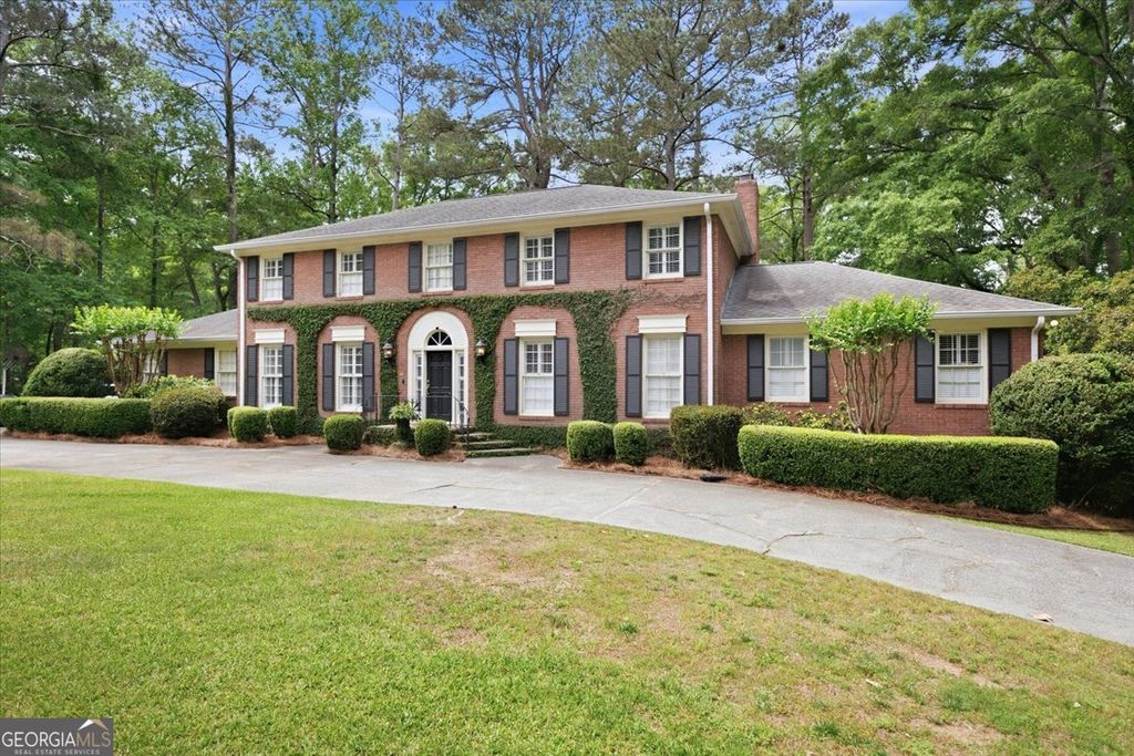 Photo of 5044 Wellington Drive, Macon, GA 31210 (MLS # 10737182)