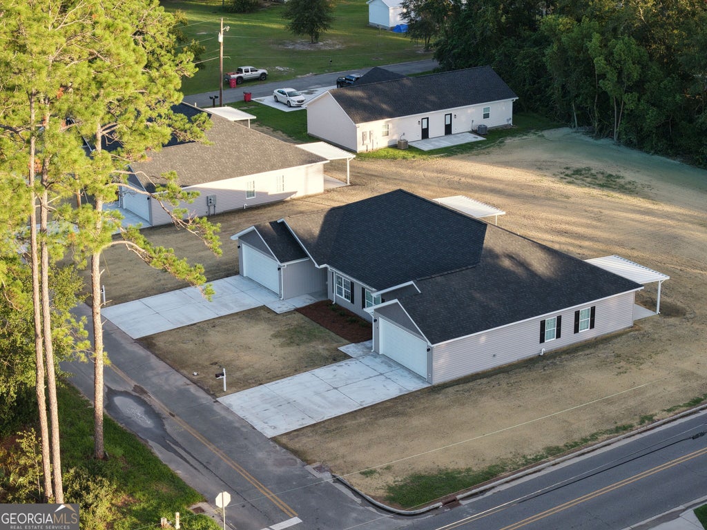 Photo of 48 Kent st, Baxley, GA 31513 (MLS # 10841334)