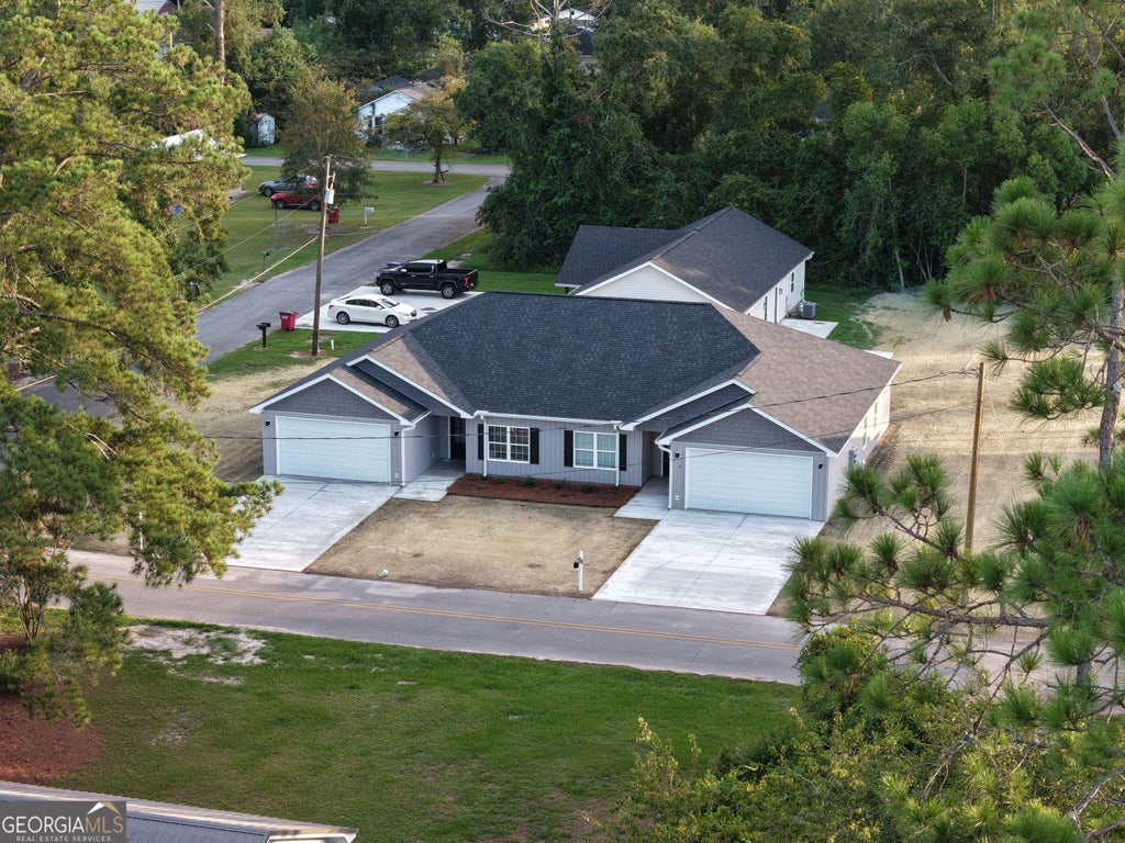 Photo of 48 Kent st, Baxley, GA 31513 (MLS # 10841334)