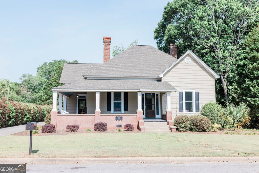 Photo of 610 Ridge Avenue N, Tifton, GA 31794 (MLS # 10800044)