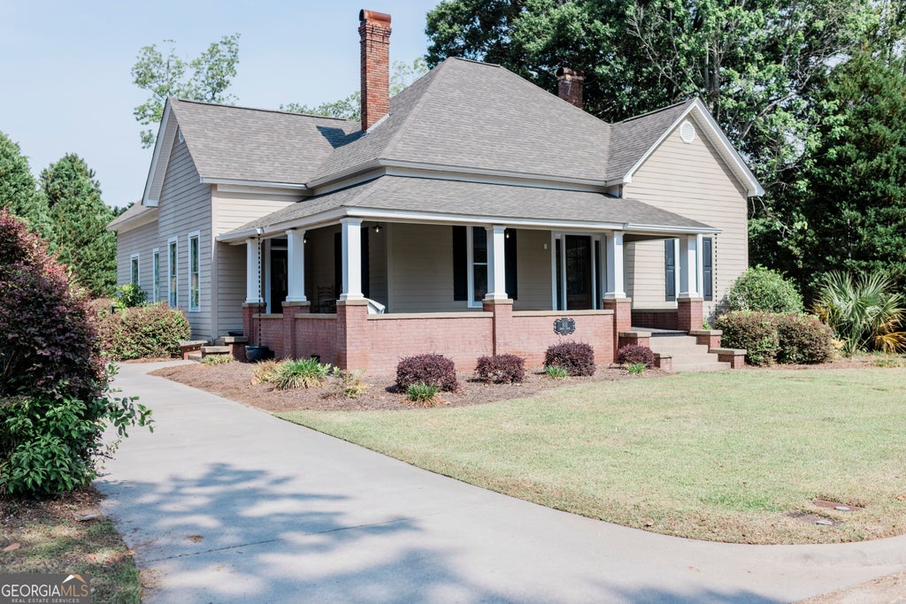 Photo of 610 Ridge Avenue N, Tifton, GA 31794 (MLS # 10800044)