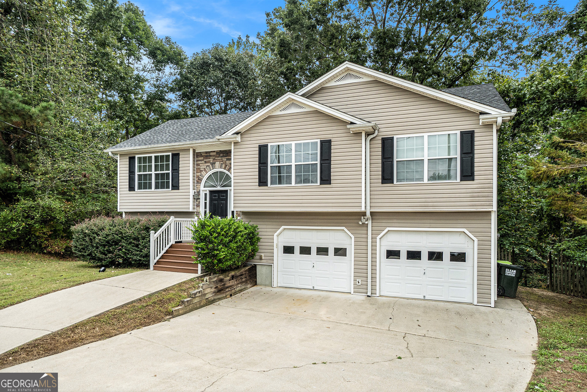 178 Colton DR