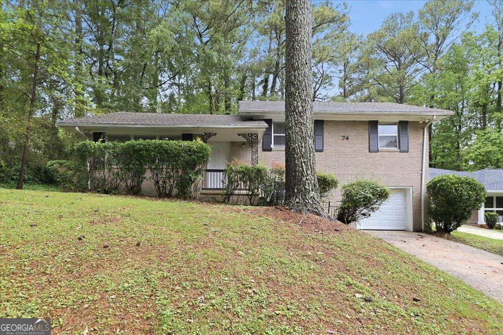 Photo of 74 Hollis Terrace NW, Atlanta, GA 30311 (MLS # 10762330)