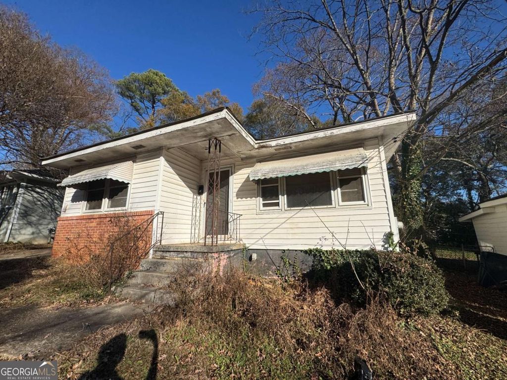 Photo of 2972 Pearl Street, Atlanta, GA 30344 (MLS # 10722924)