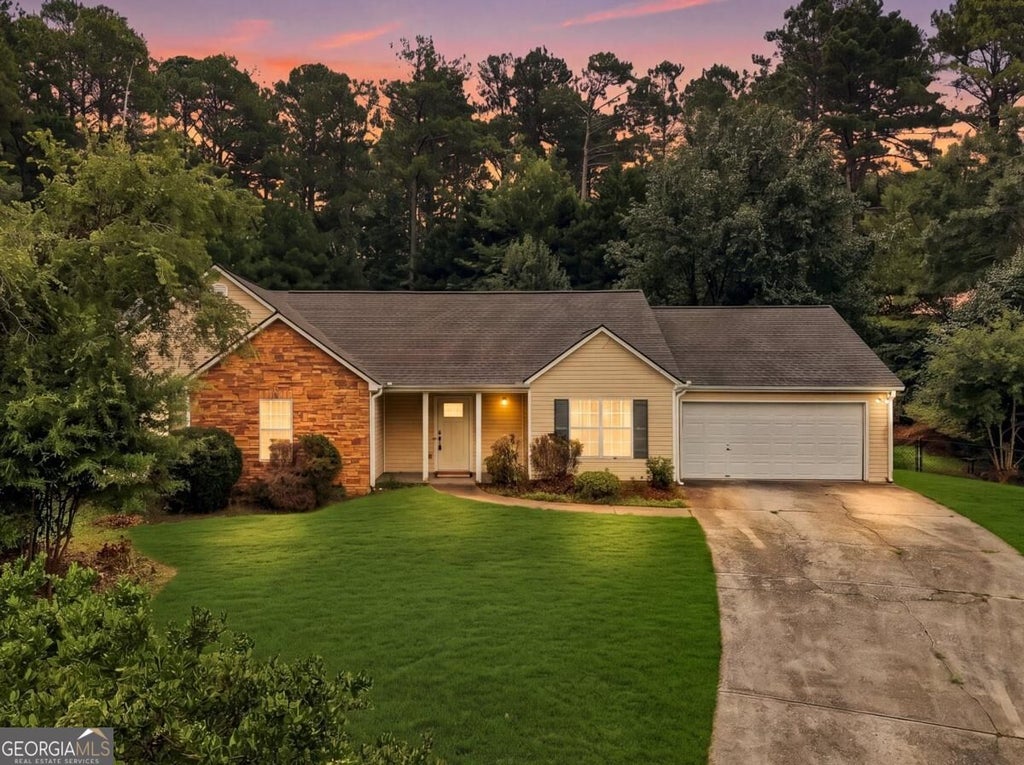 Photo of 1105 Poplar Lane, Loganville, GA 30052 (MLS # 10846536)