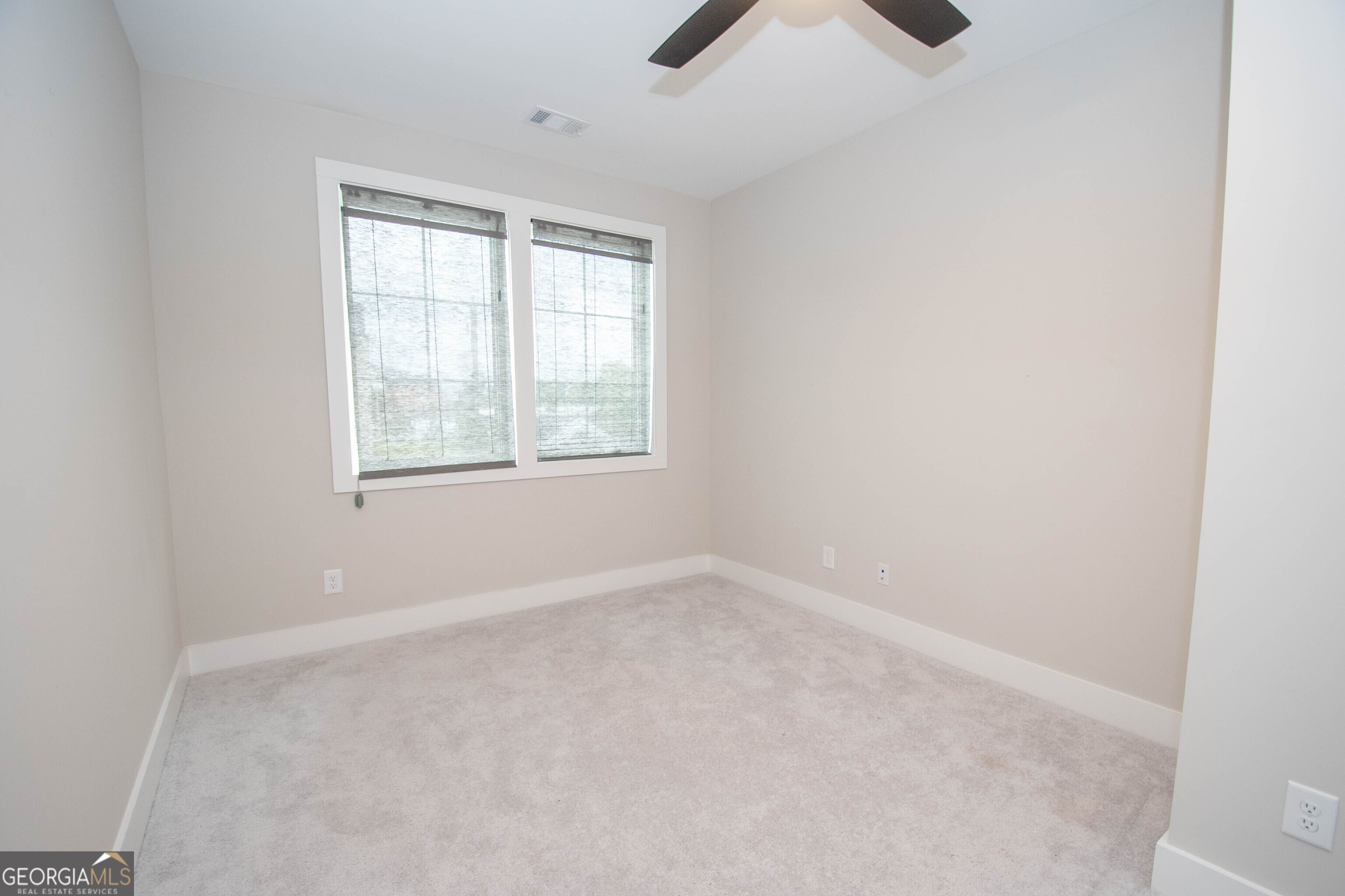 Newnan, Georgia 30263, United States, 4 Bedrooms Bedrooms, ,4 BathroomsBathrooms,Residential,Active,143978