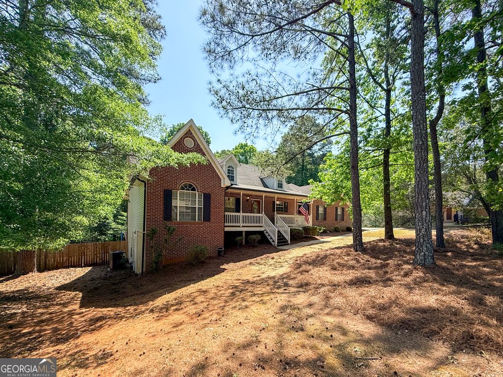 Photo of 127 Alexander Drive, McDonough, GA 30252 (MLS # 10741064)