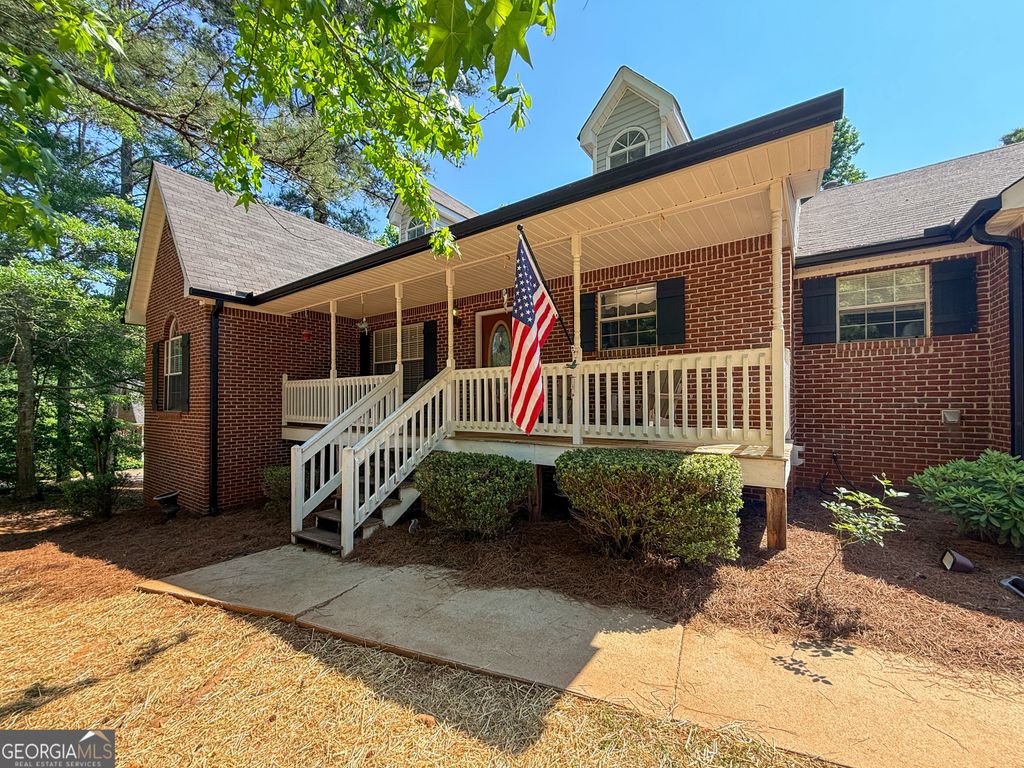 Photo of 127 Alexander Drive, McDonough, GA 30252 (MLS # 10741064)