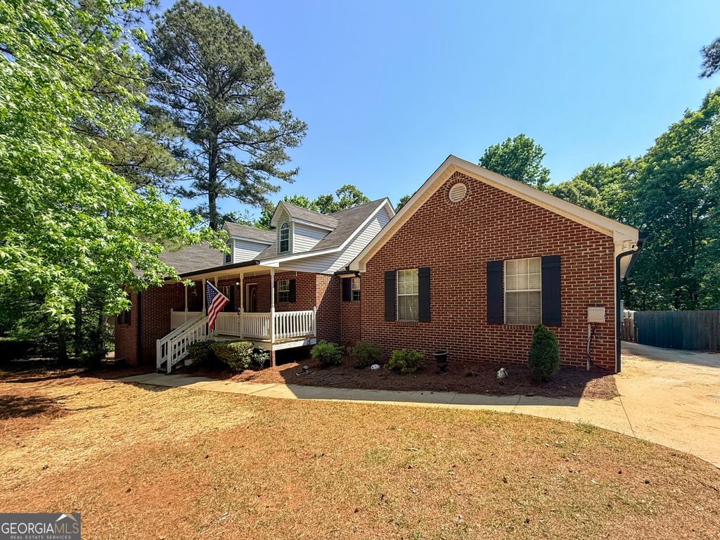Photo of 127 Alexander Drive, McDonough, GA 30252 (MLS # 10741064)