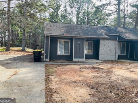 Photo of 142 Summerwood Drive #142, Fairburn, GA 30213 (MLS # 10677541)