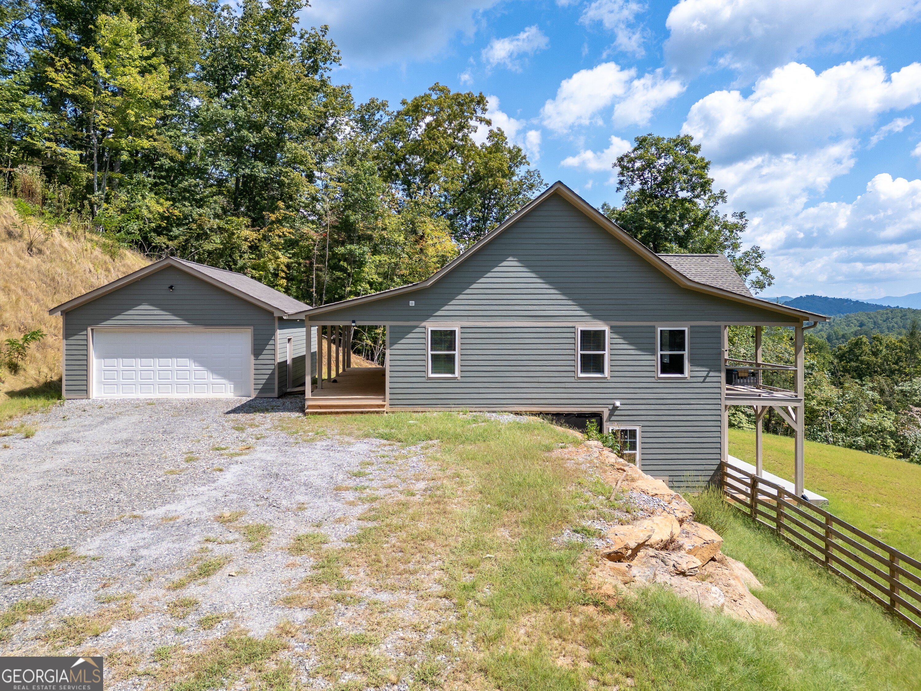 280 Wildberry LN