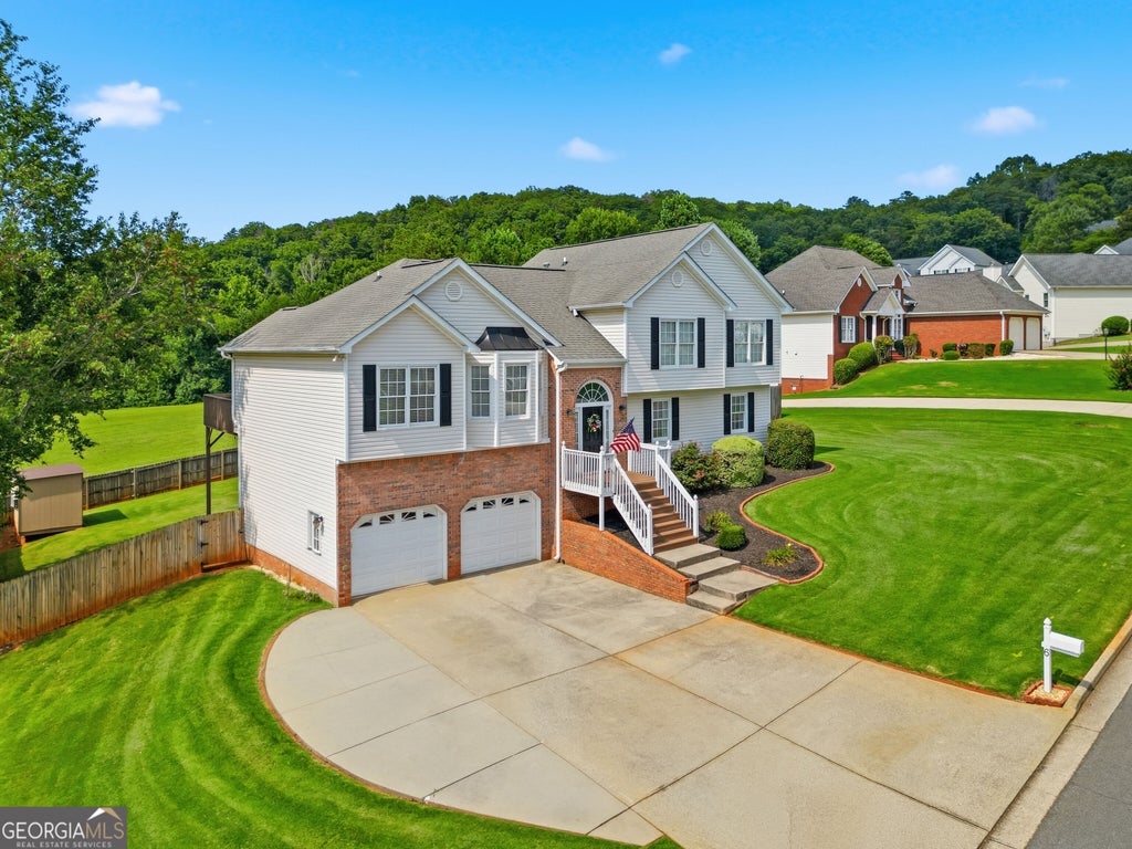 Photo of 6 Cain Drive, Cartersville, GA 30121 (MLS # 10872703)