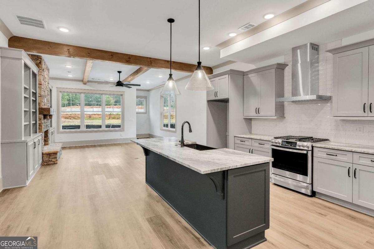 85 Villa Vista, Unit 27