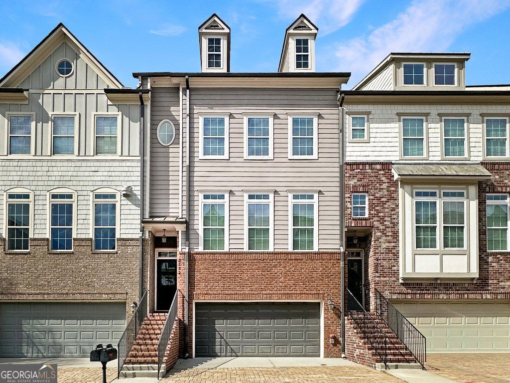 Photo of 2132 Old Georgian Terrace, Atlanta, GA 30318 (MLS # 10707642)