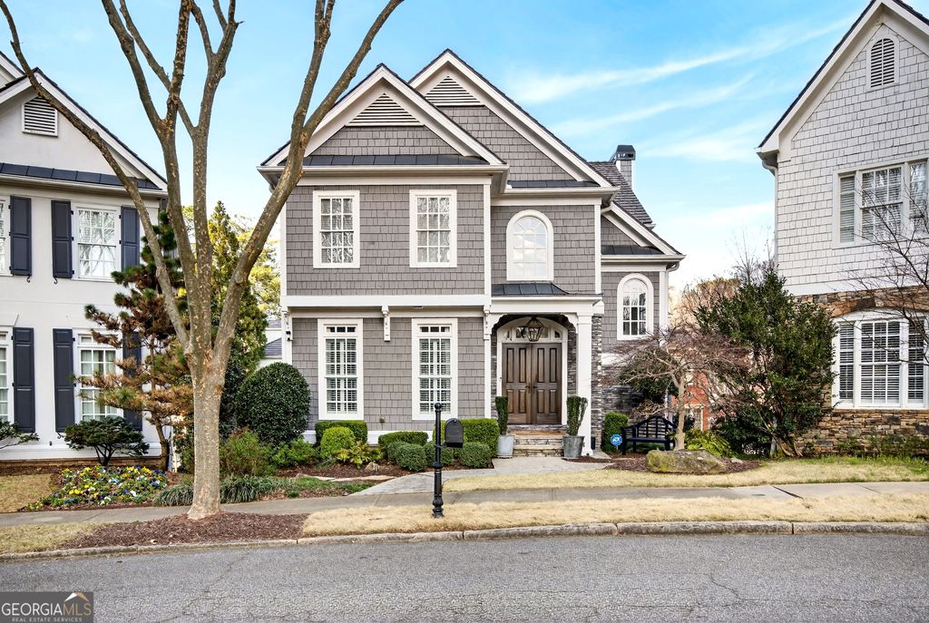 Photo of 16 Conifer Circle NE, Atlanta, GA 30342 (MLS # 10706611)