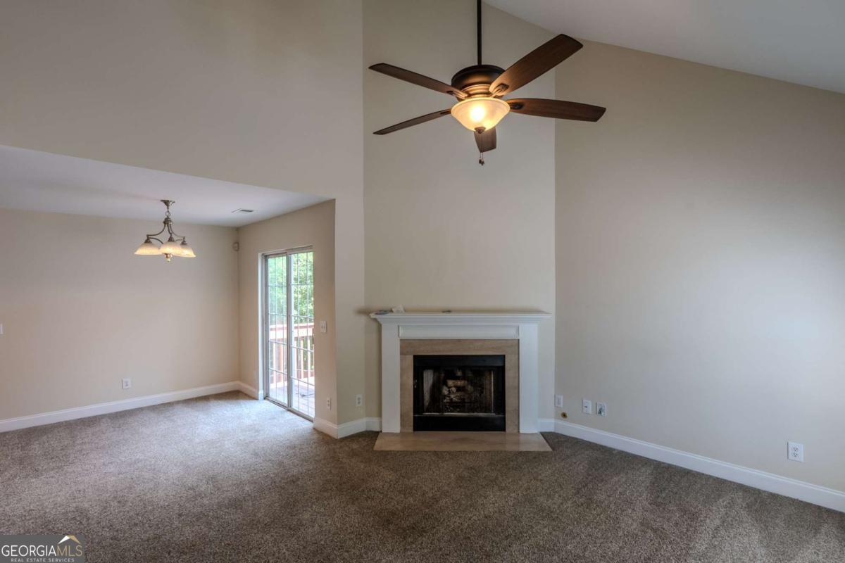 152 Stoneforest DR