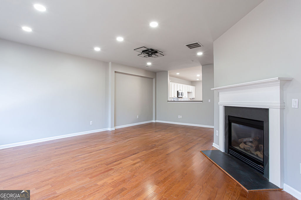 Westside Villas - Residential