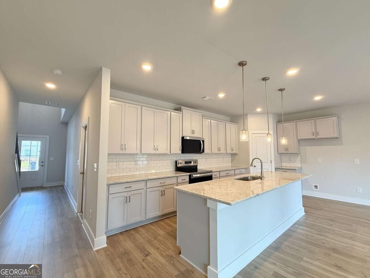 79 Maple Trail