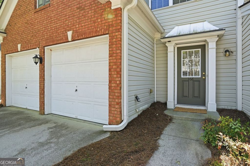 Photo of 168 Regent Place, Woodstock, GA 30188 (MLS # 10739173)