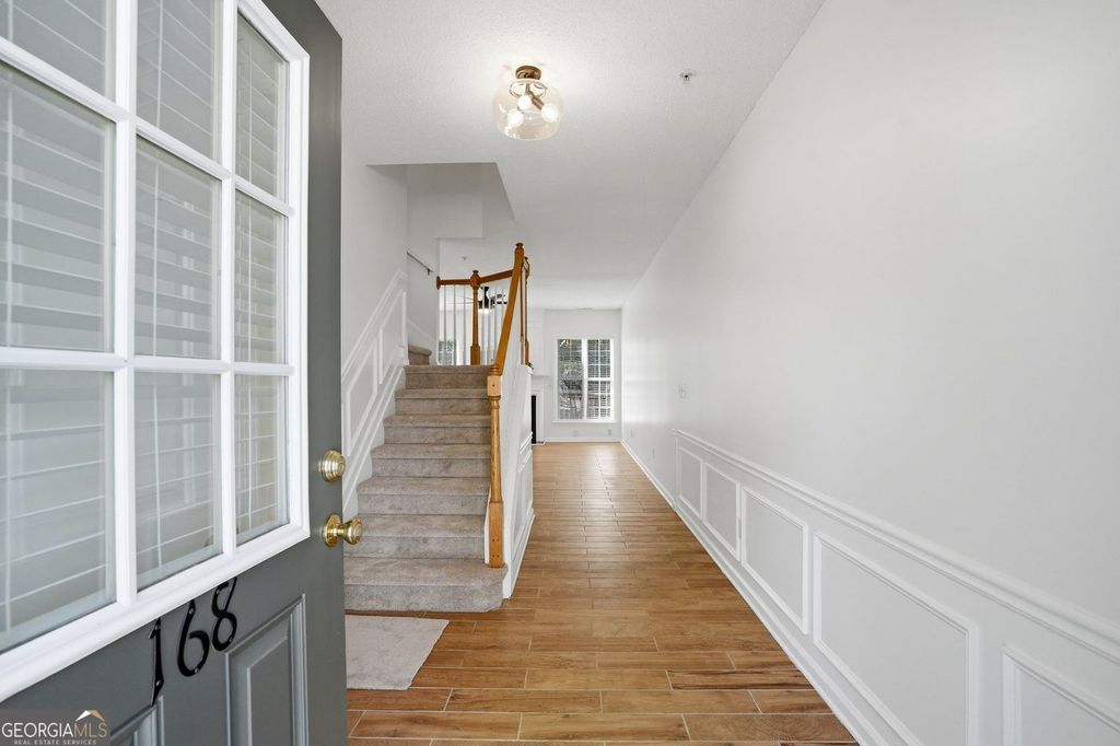 Photo of 168 Regent Place, Woodstock, GA 30188 (MLS # 10739173)