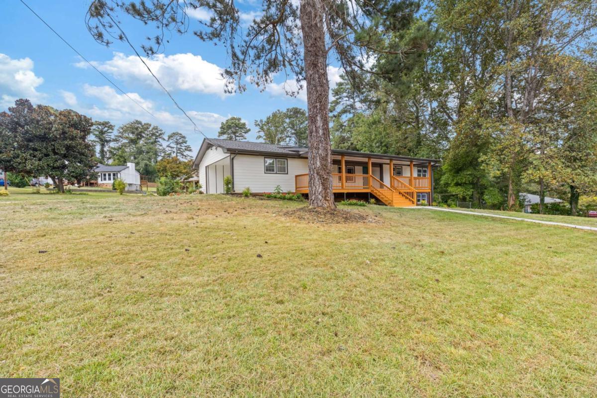 551 Briggs CIR SW