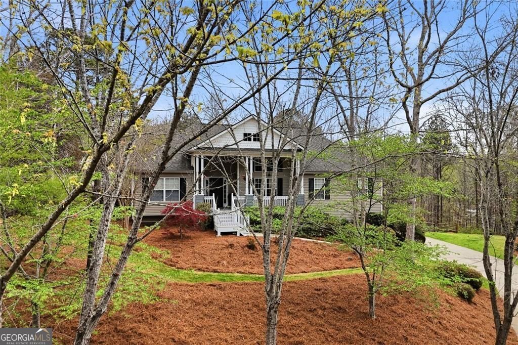 Photo of 114 Hammond Drive, Canton, GA 30114 (MLS # 10722328)