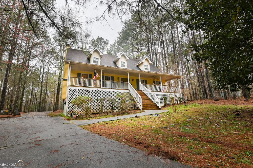 Photo of 1092 Chandler Haulk Road, Loganville, GA 30052 (MLS # 10706356)