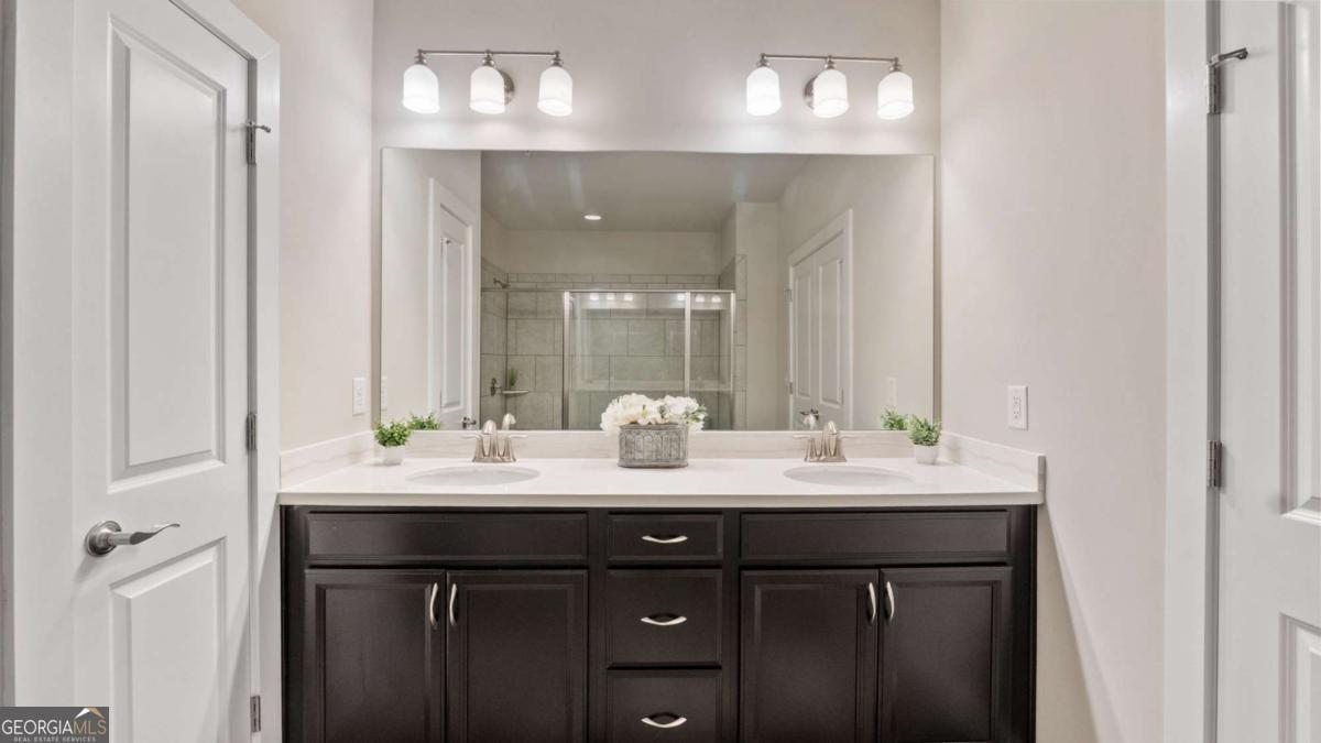 Encore Walk - Residential