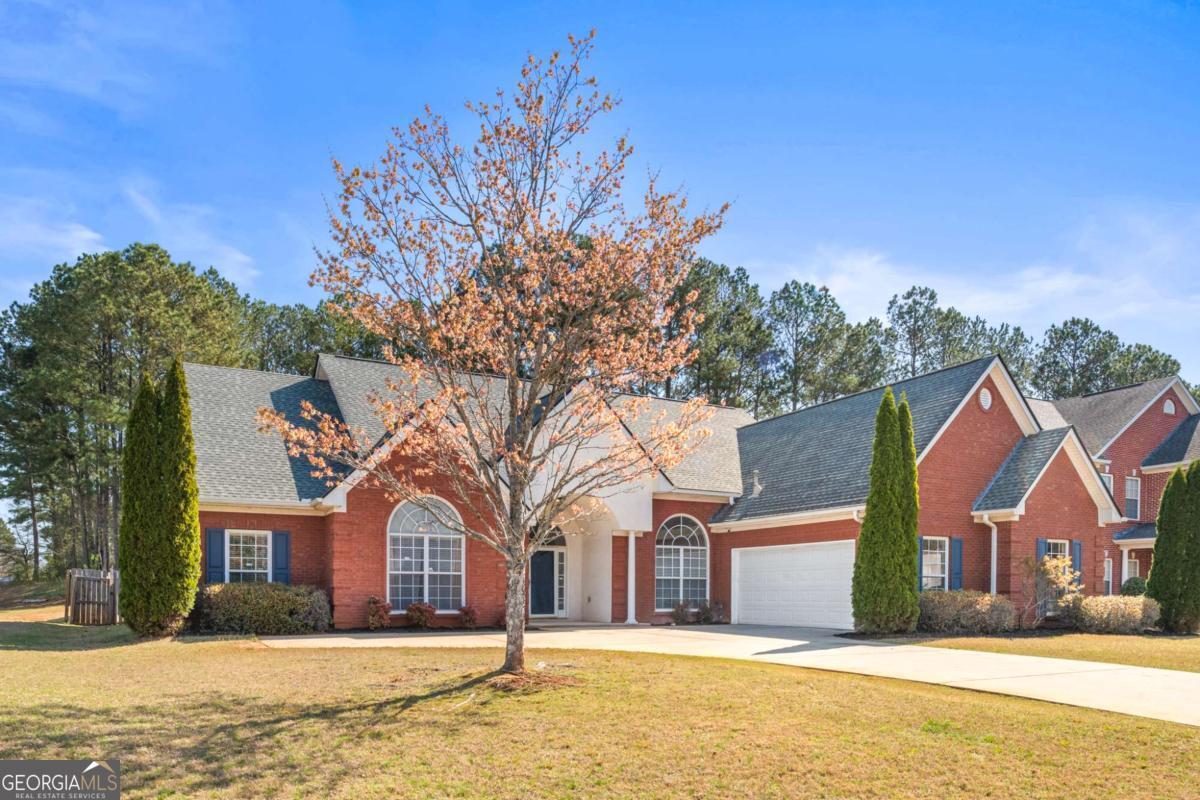 105 Glenmore LN