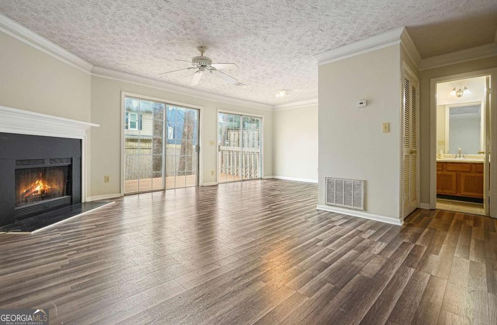 Photo of 6617 Meadow Green Cir, Peachtree Corners, GA 30092 (MLS # 10754054)