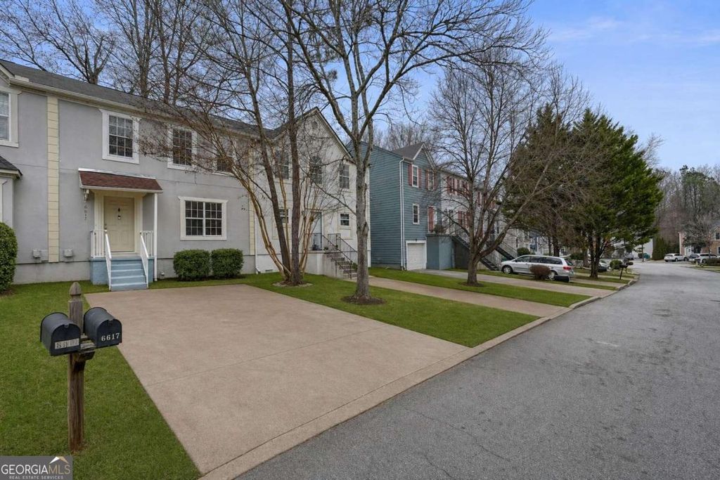 Photo of 6617 Meadow Green Cir, Peachtree Corners, GA 30092 (MLS # 10754054)