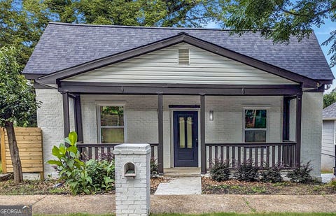 Photo of 923 Smith Street SW, Atlanta, GA 30310 (MLS # 10822093)
