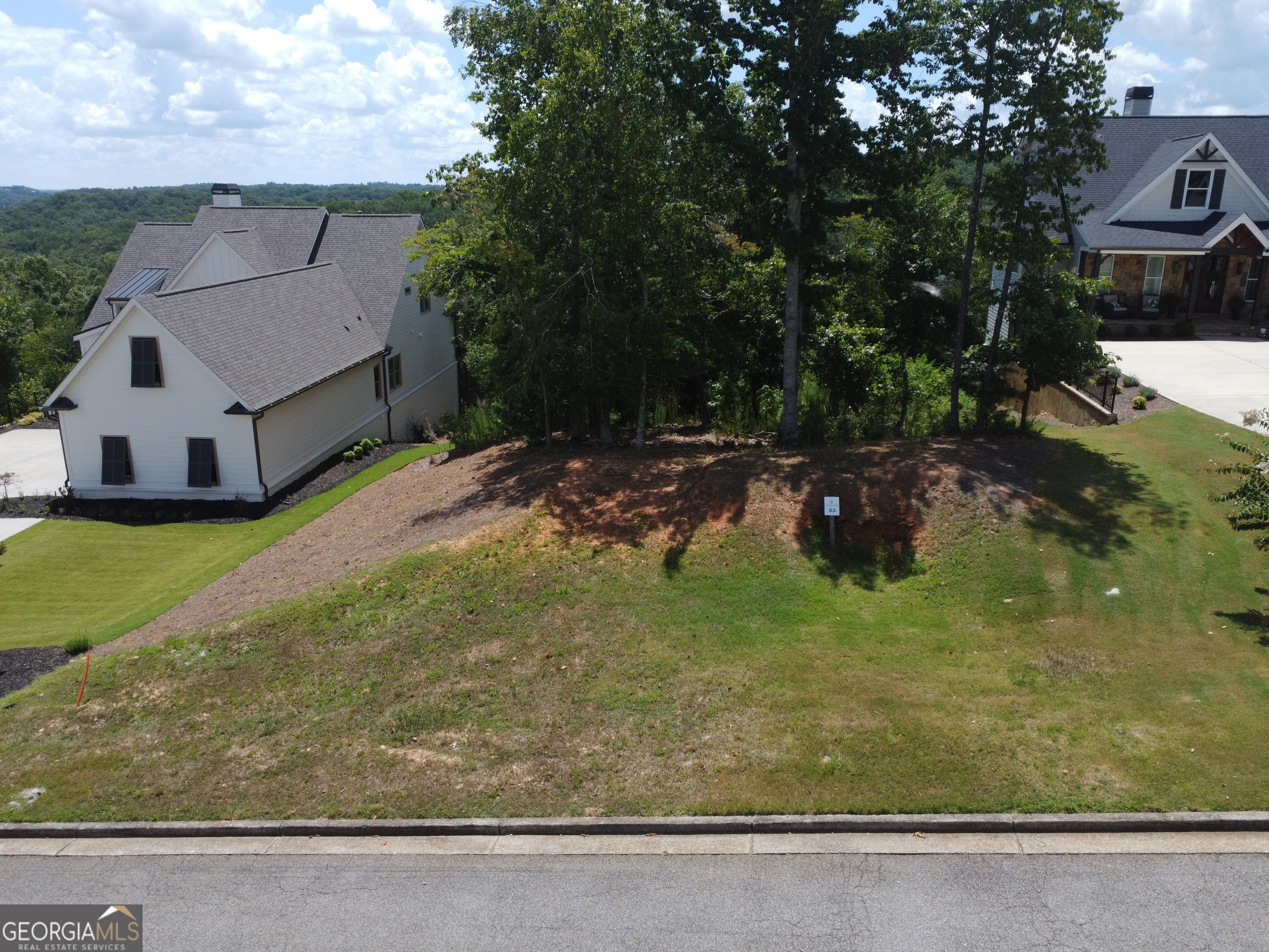 7470 Crestline DR