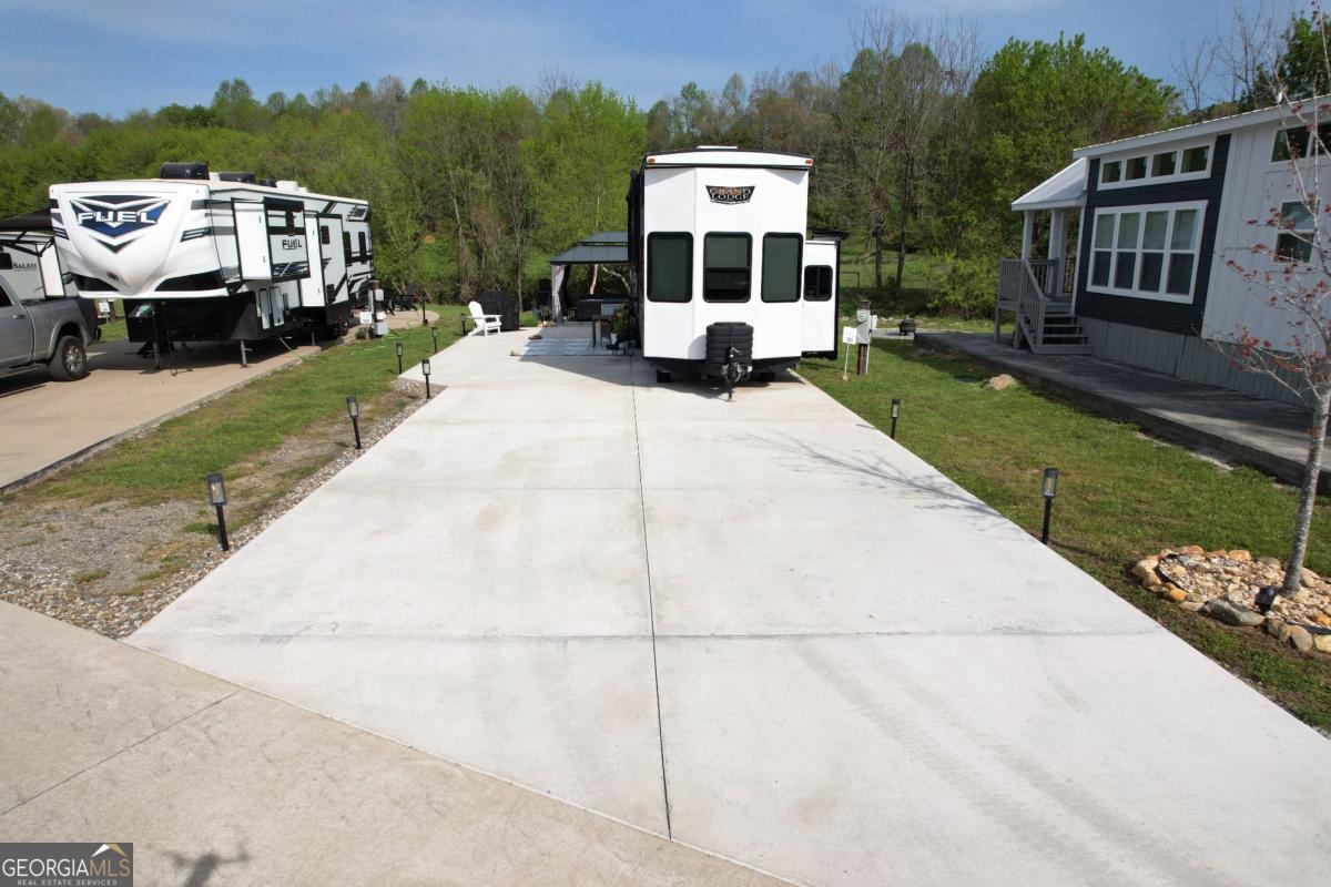 121 Mountain Meadows DR