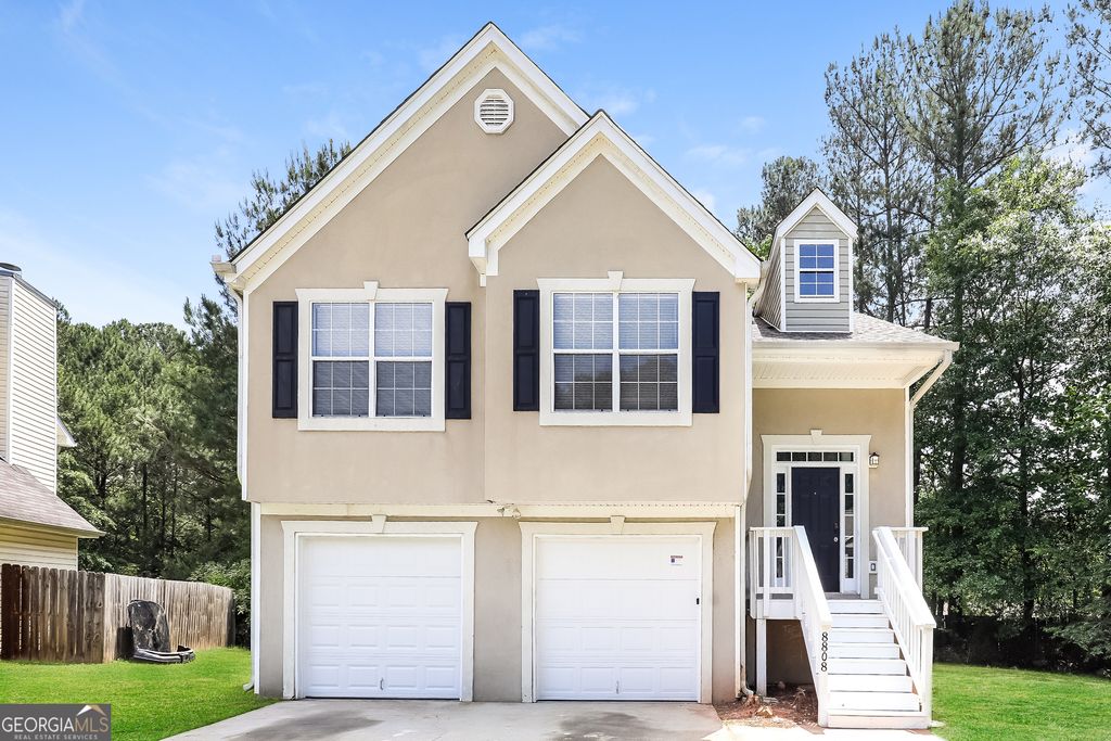 Photo of 8808 Edenton Way, Jonesboro, GA 30238 (MLS # 10629638)
