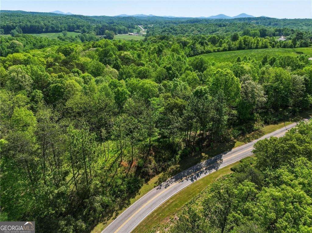 LOT 1 Summit DR