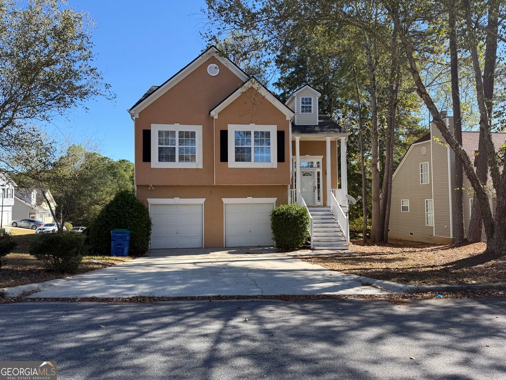 Photo of 2500 Lake Royale Drive, Riverdale, GA 30296 (MLS # 10629642)