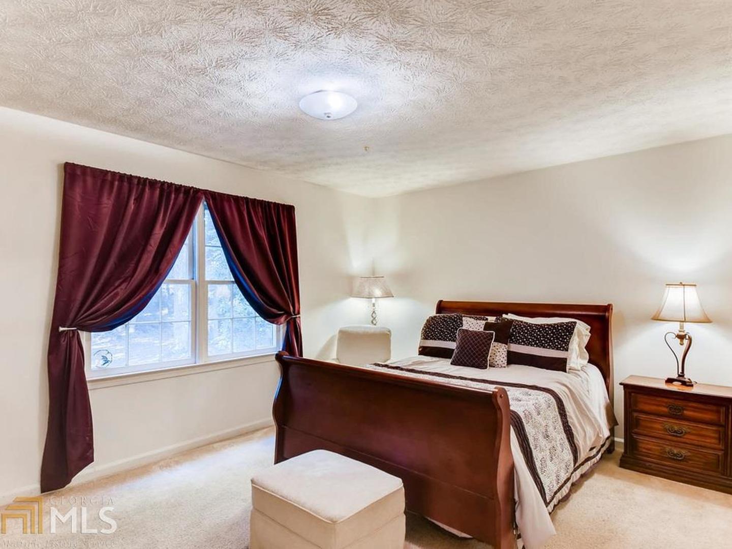 Roundtree 1 - Residential