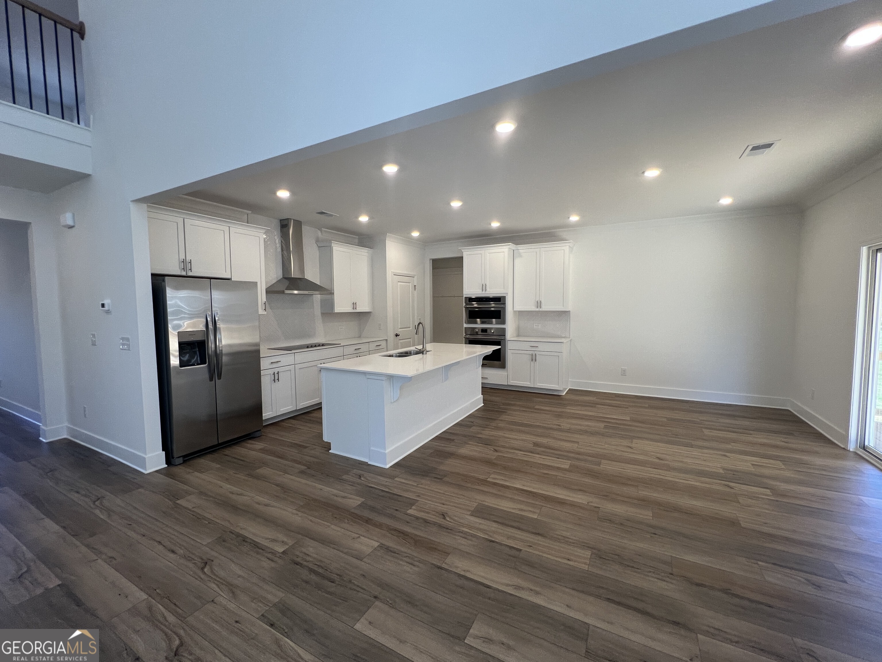 4340 Willow Creek DR