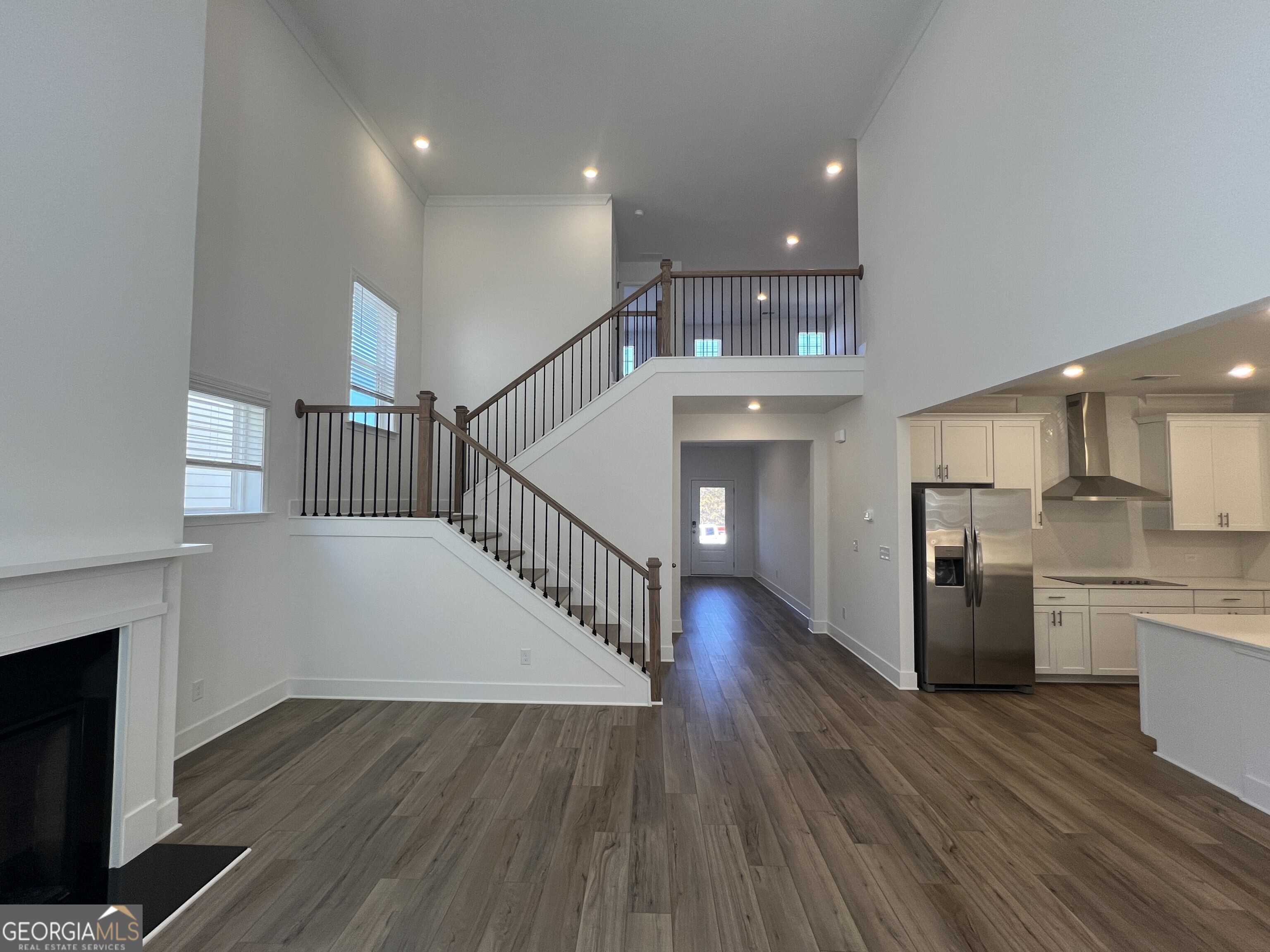 4340 Willow Creek DR