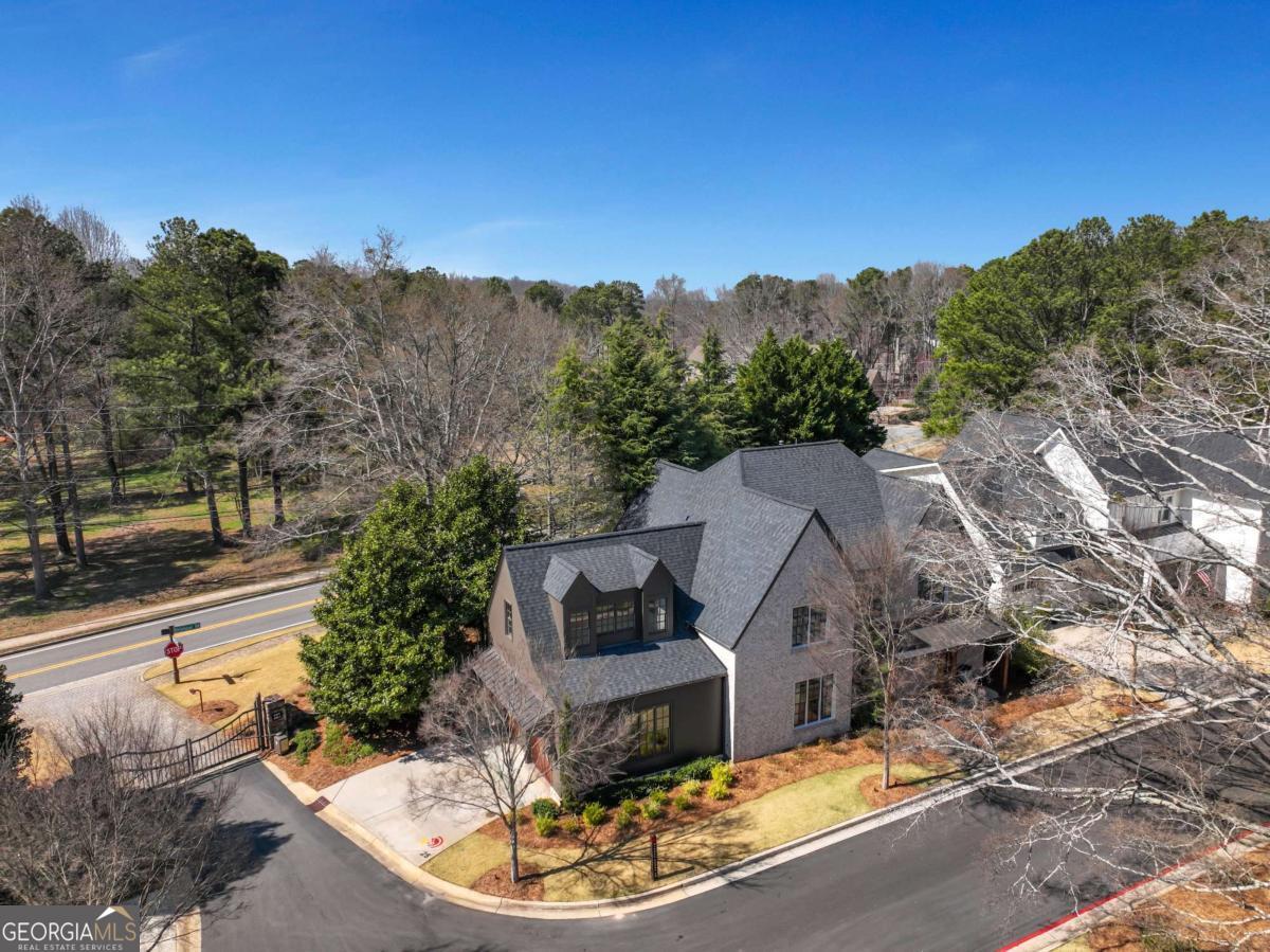 The Oaks at Mill Pond - Residential