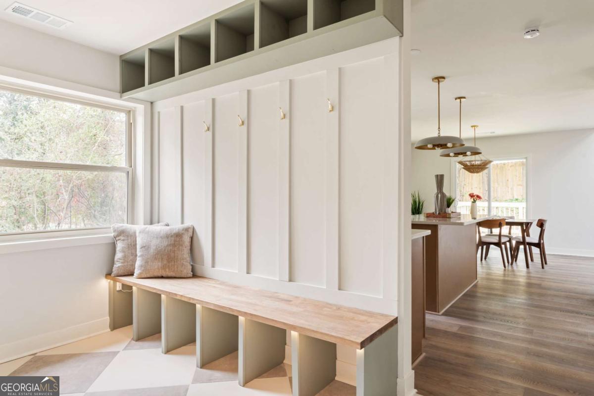 4925 Olaughlin CT SW